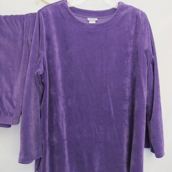 Vicki Wayne purple velour pant set PXL - Picture 3 of 6